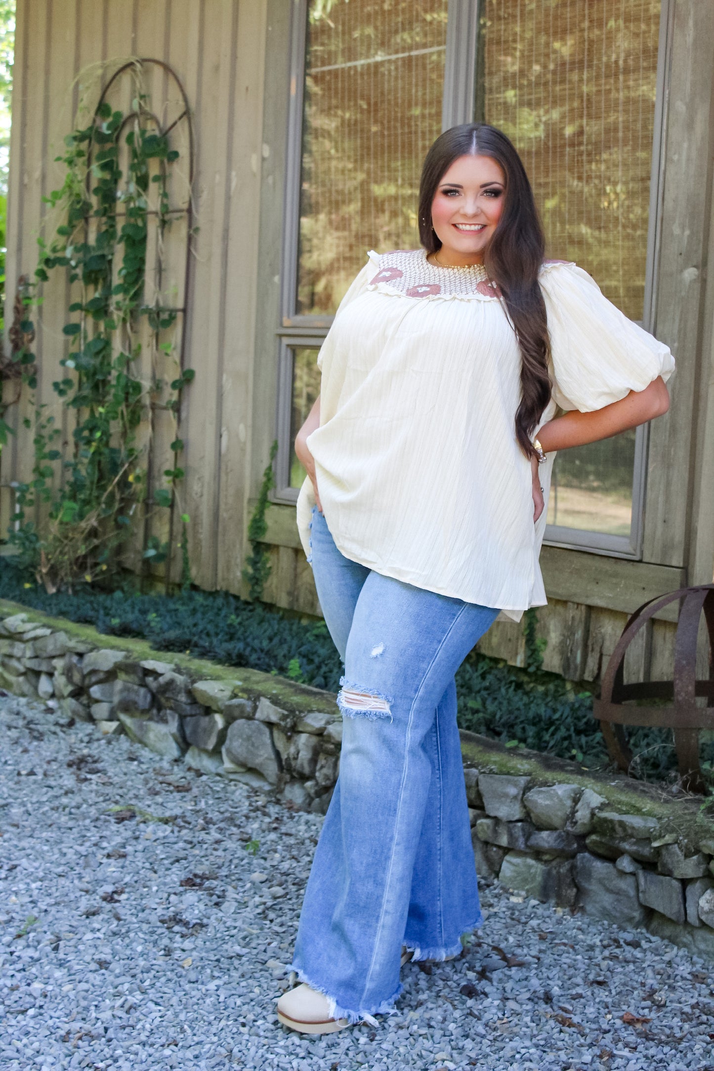 Cream and Floral Flowy Top (Curvy)