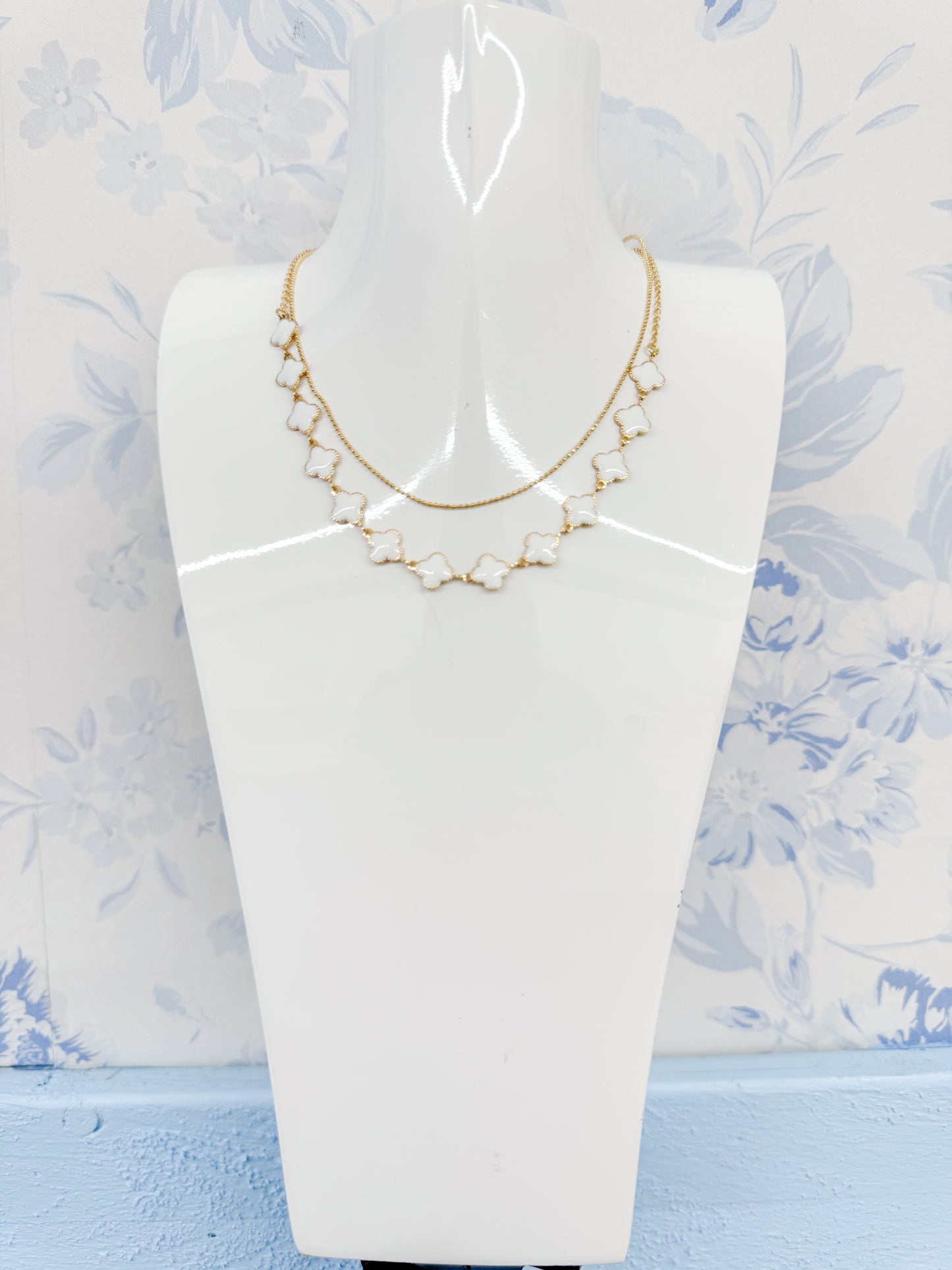 Clover Queen Necklace